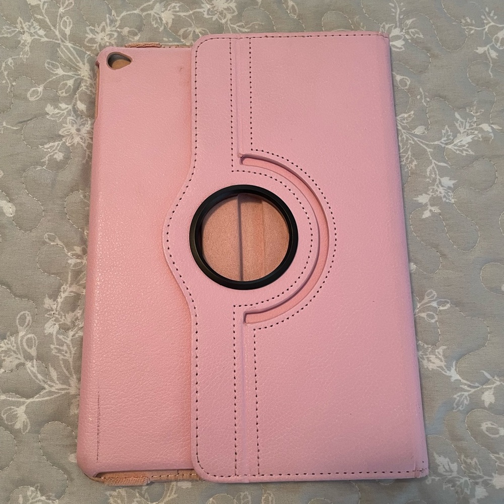 iPad 9.7 inch 2018 2017 / iPad Air / iPad Air 2 Rotating Stand Protective Cover